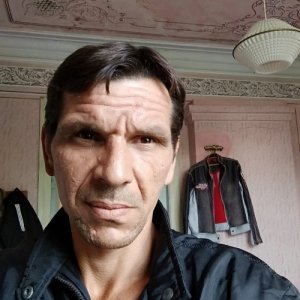 Kirill , 45 лет
